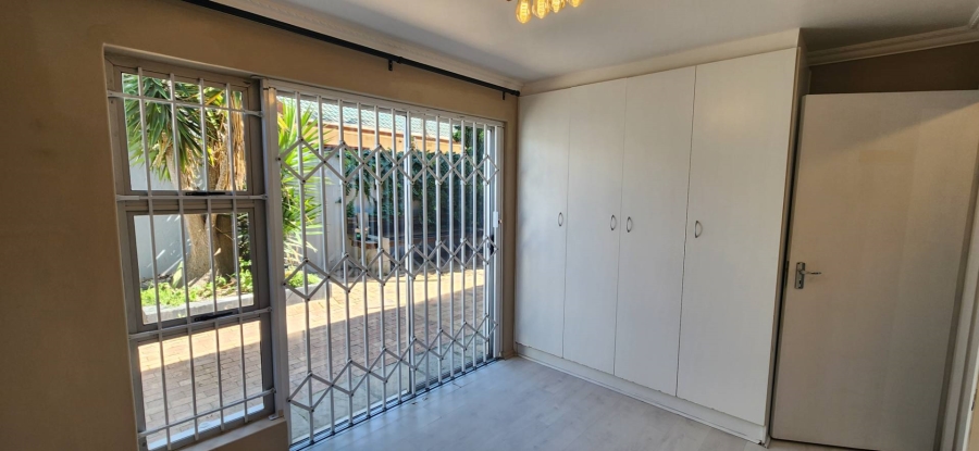 To Let 2 Bedroom Property for Rent in Table View Western Cape